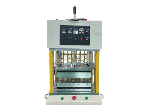 塑料氣動壓合機(jī).jpg